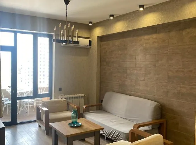 Apartment Near 28 Mall
